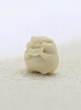 佳明猛犸原创设计 精工雕刻 小猪吃西瓜珠串 水晶配饰 童趣卡通
