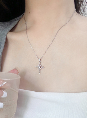 轻奢镶钻十字架钛钢项链女不掉色