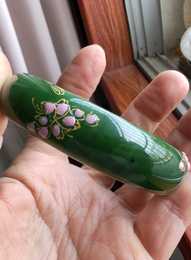 新中式和田碧玉雕花手镯送证书