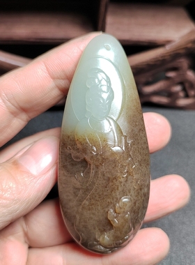 水滴状观音吊坠青白糖玉和田玉