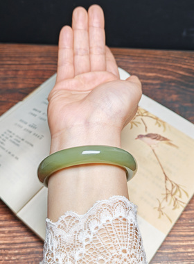 和田玉青白玉手镯56mm送证书保真