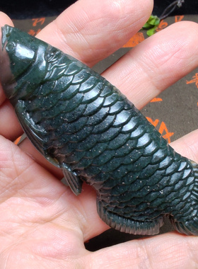 新疆和田玉青花墨玉金龙鱼吊坠车挂苏工立体精品男女国风年年有余