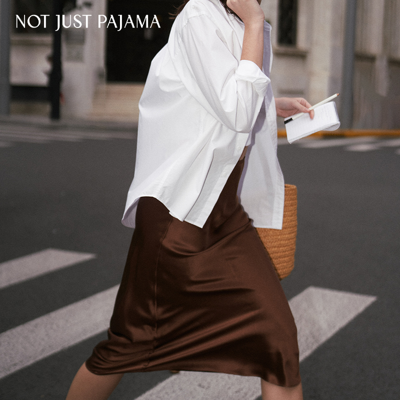 Not Just Pajama Silks In The City系列 春夏真丝斜裁中长半裙 - 图1