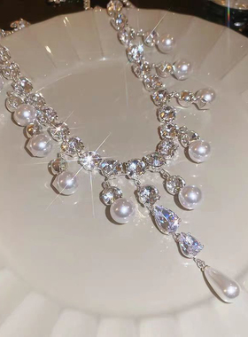 凤栖今朝舒畅同款欧美时尚珍珠项链吊坠女流苏水钻锁骨链爆闪