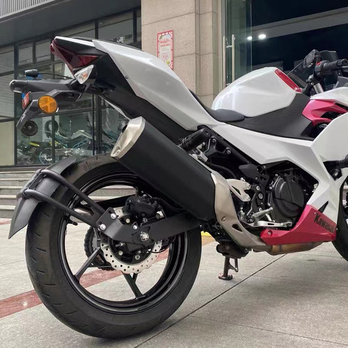 适用Z400/250川崎NINJA忍者400 Z900 Z900RS改装后挡泥板水瓦配件 - 图1