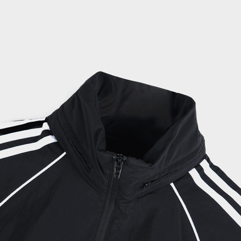 adidas CW1309 阿迪达斯三叶草外套男春秋男子休闲梭织夹克外套 adidas CW1309 阿迪达斯三叶草外套男春秋男子休闲梭织夹克外套