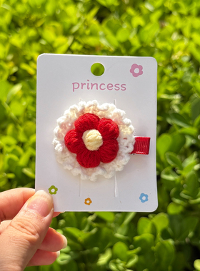 手工毛线钩织红色泡芙花发卡