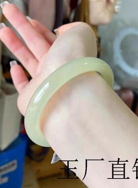 新疆和田玉色手镯女款细圆条青海料晴水美人条冰晴玉镯子晴水手镯