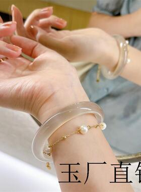 高端高冰白月光荔枝冻玛瑙手镯女圆条玉镯玉髓镯子礼物精品百搭款