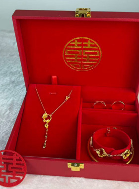 仿真假三金沙金五金首饰套装订婚婚礼摆台道具古法手镯戒指项链礼