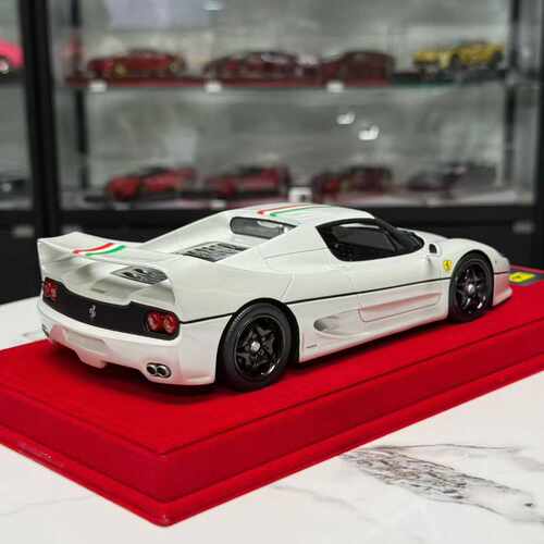 沙沙汽车模型Looksmart 1:18 法拉利 F50  珍珠白超跑汽车模型 - 图1