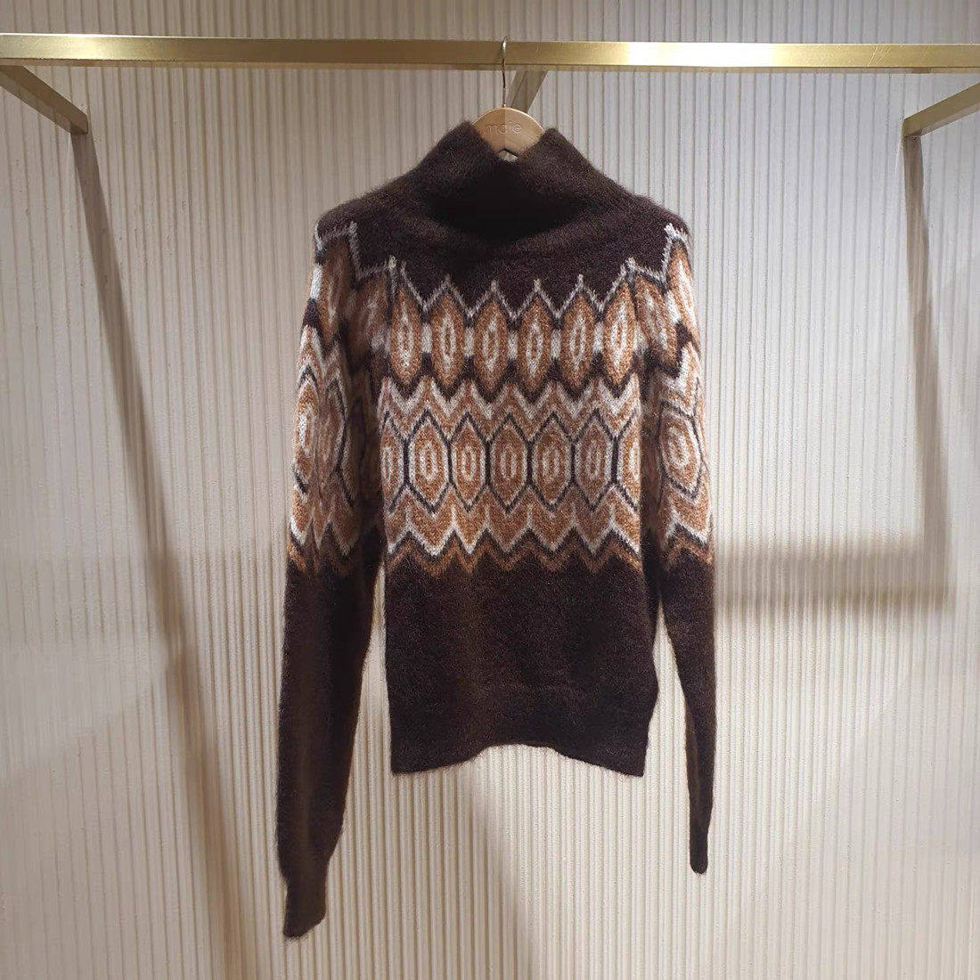 【现货】Rouje Life小众法式复古深棕色费尔岛风毛衣高领针织衫女,淘宝优惠券,粉丝福利购,淘宝优惠卷