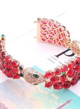 双头蛇手镯石榴石灵蛇手镯小众高级感气质轻奢蛇手镯欧美复古手镯