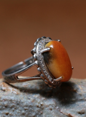 玉德堂天然新疆和田玉红沁籽料玉石镶嵌银戒指