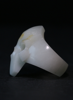 洒金皮指环新疆和田玉