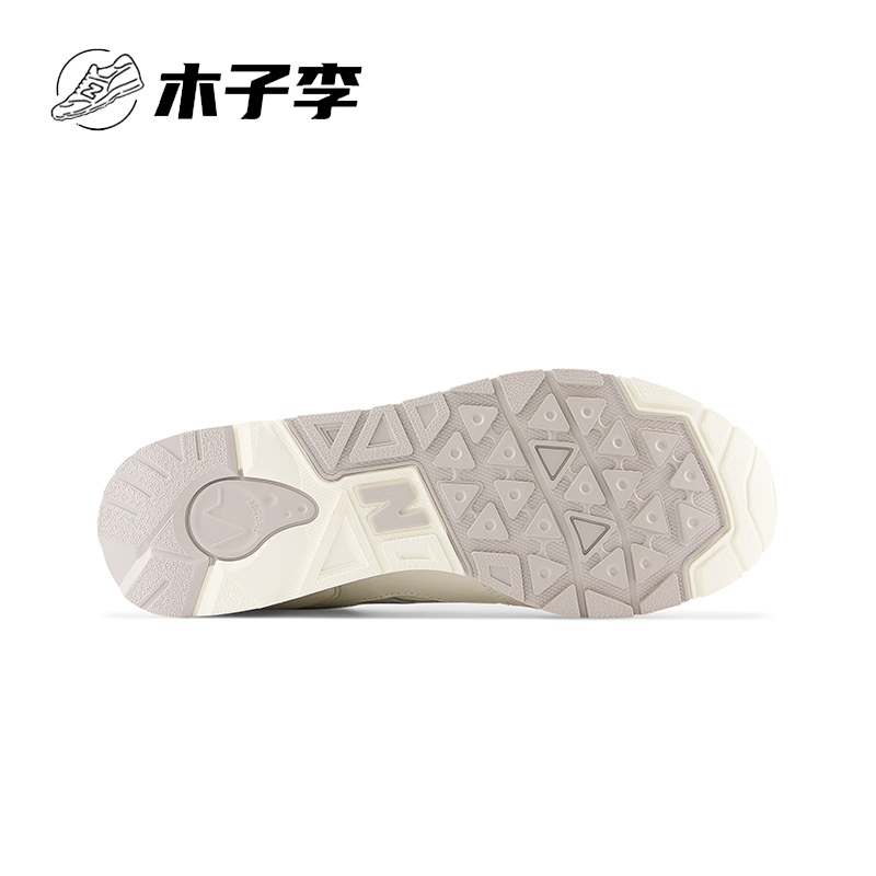 New Balance NB 正品奥莱特价清仓男鞋休闲鞋轻便白色复古运动鞋