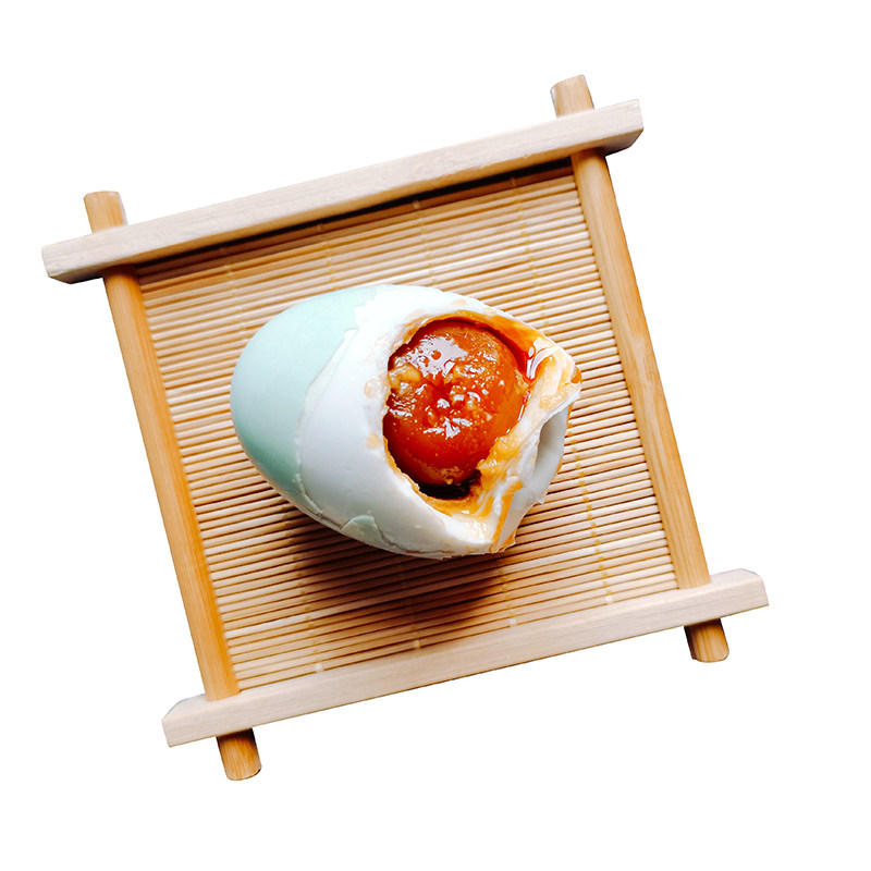 山东威海乳山特产农家散养海鸭蛋正宗流油起沙即食单独真空包装