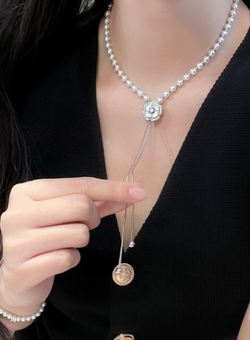 「凡尔赛庄园」天然白贝母气质百搭花朵毛衣链长款抽拉可调节项链