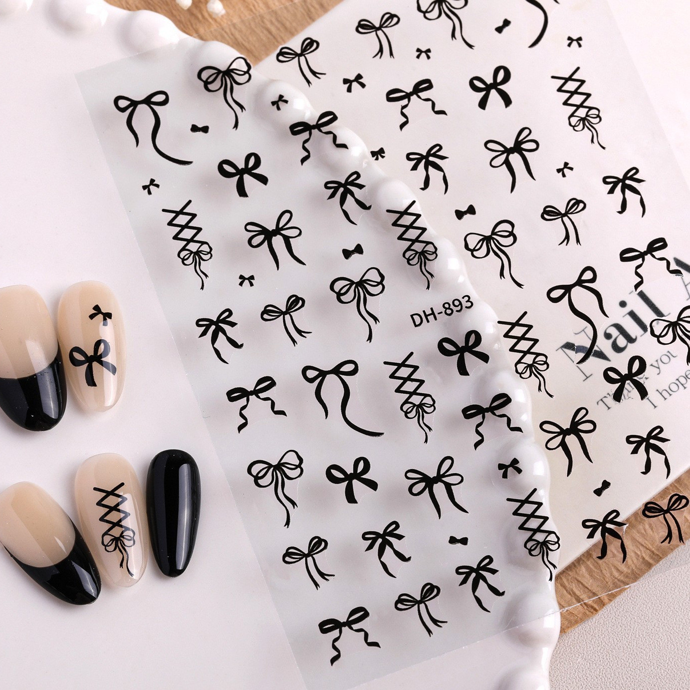 丝带蝴蝶结美甲贴纸简约百搭芭蕾飘带红色蝴蝶结指甲贴纸DIY手账,淘宝优惠券,粉丝福利购,淘宝优惠卷