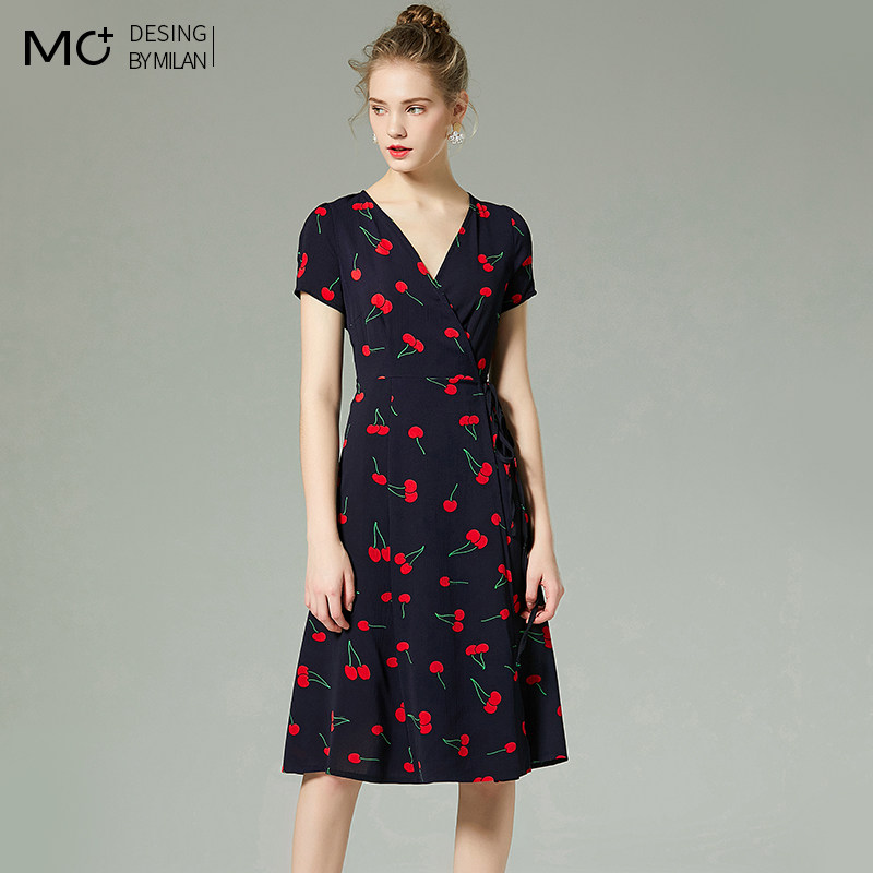 2020年夏季新款v领气质樱桃印花 沫加连衣裙