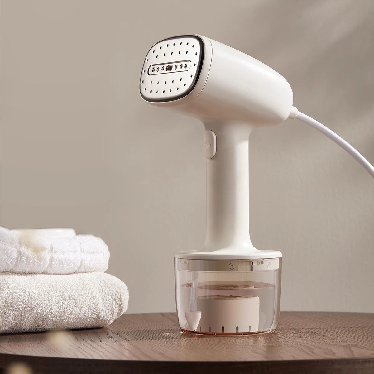 小熊手持蒸汽家用小型烫衣服挂烫机 小熊电器蒸汽刷/手持挂烫机