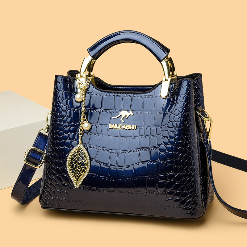 潮真皮妈妈包2025新款时尚鳄鱼纹大气中年女士包包轻奢品牌手提包,淘宝优惠券,粉丝福利购,淘宝优惠卷