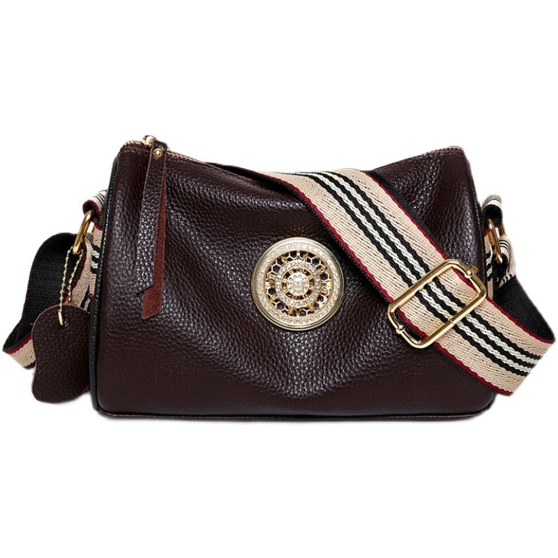 2025新款时尚百搭斜挎包大容量宽肩带真皮单肩包头层牛皮小方包女,淘宝优惠券,粉丝福利购,淘宝优惠卷