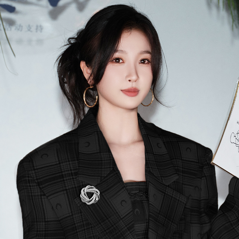 金色几何胸针设计感小众高档气质丝巾扣两用别针新款爆款精致配饰 - 图0