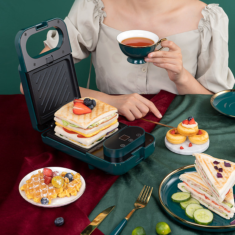 afc液晶三明治早餐机家用轻食机 政延电器三明治机