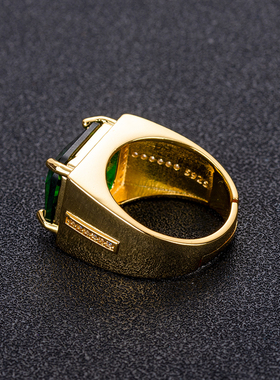 霸气复古戒指男祖母绿宝石高级感