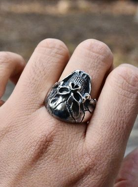 泰国进口男女朋克哥特款暗黑裂痕骷髅头泰银戒指925纯银做旧指环