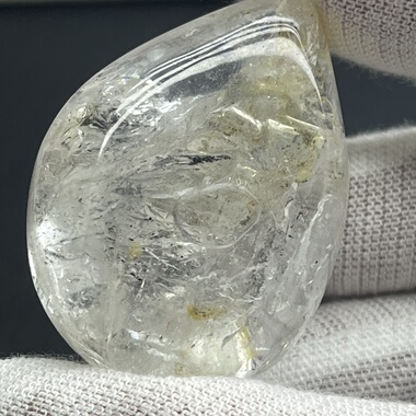 天然水晶骸骨流沙水胆 天然水晶包裹四个水胆流行把玩件水胆水晶