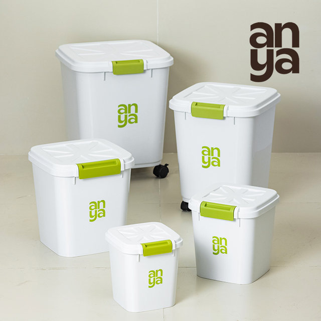 Washing detergent storage box for beads to avoid light and moisture