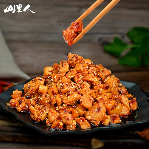 麻辣萝丁干四川麻辣风味手工红油萝卜干香脆萝卜块咸菜下饭菜榨菜 - 图0