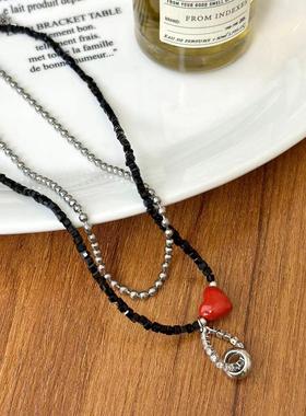 爱心双层黑色串珠撞色项链