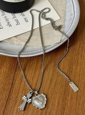 甜酷辣妹爱心吊坠锁骨链