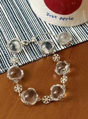 冰透白水晶雪花流苏手链女小红书爆款设计感秋冬时尚百搭手饰配饰