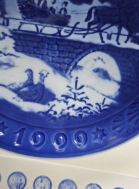 Royal copenhagen丹麦皇家哥本哈根年份盘生日礼物挂盘1999盒装