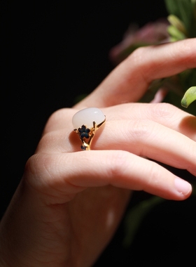 纯银和田玉花朵复古民族风戒指