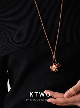 新年红色唐马吊坠锁骨项链女款小众编织绳设计国风时尚冬季毛衣链