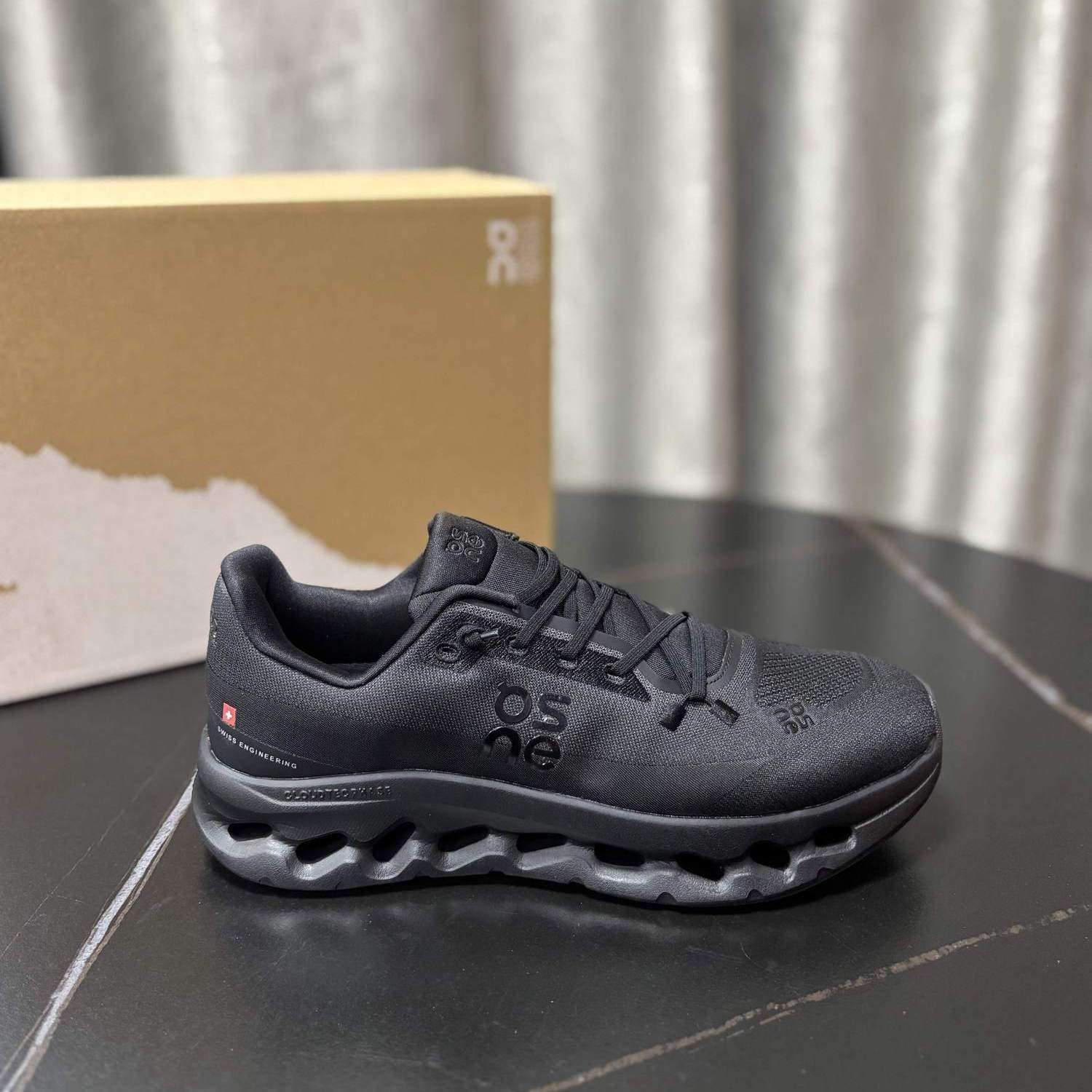 美国单外贸情侣款百搭简约休闲运动鞋经典舒适减震透气跑鞋男女鞋,淘宝优惠券,粉丝福利购,淘宝优惠卷