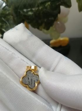 阿勒泰铁陨星四叶草形小吊坠