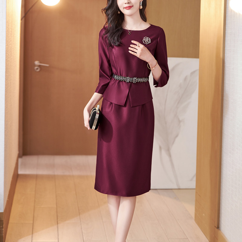 秋季酒红礼服2022新款名媛连衣裙 jinkaix连衣裙
