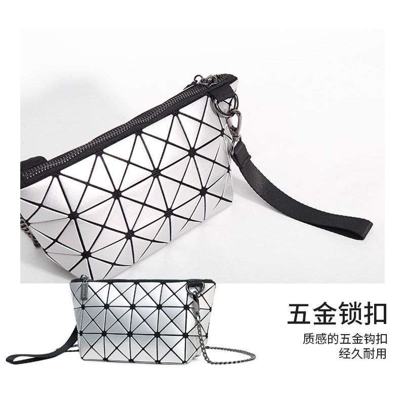 新款2020菱格几何斜跨小包夏手拿包 eurodb女士包袋