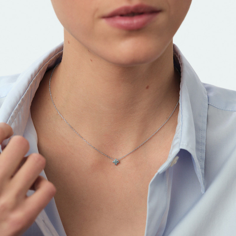 AGATHA/瑷嘉莎幸运四叶花迷你项链优雅感锁骨链法式圣诞礼物