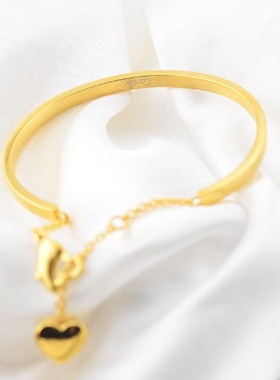 超漂亮手环简约光面手环 玫瑰金吊心手链 钛钢手链手链 多色选