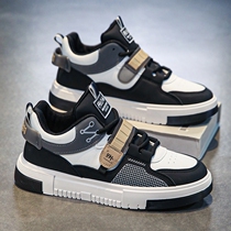 Mens shoes 2023 new winter trends 100 hitchhiking casual flat shoes mens thick bottom inner heightening small white sports tide shoes