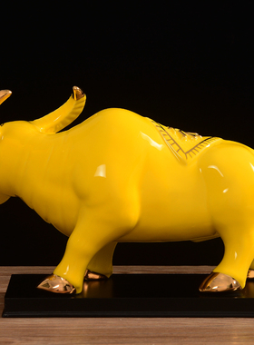 黄色乾坤风水招财吉祥物生肖牛