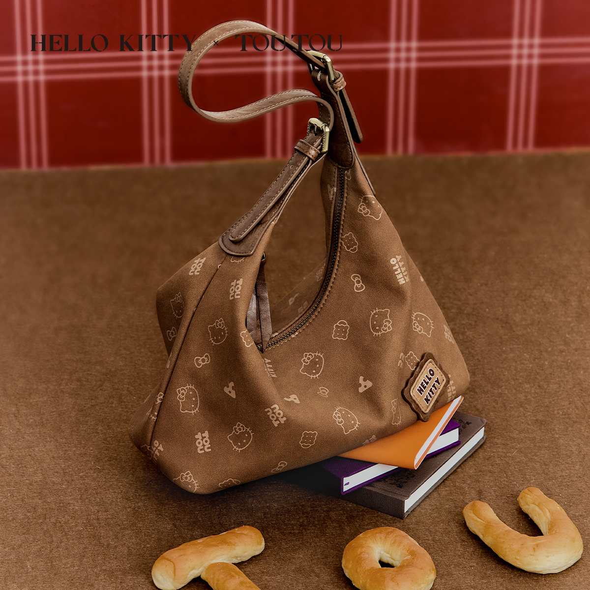 TOUTOUhellokitty凯蒂猫棕色腋下包大容量软袋hobo包哈喽kt斜挎包 - 图0
