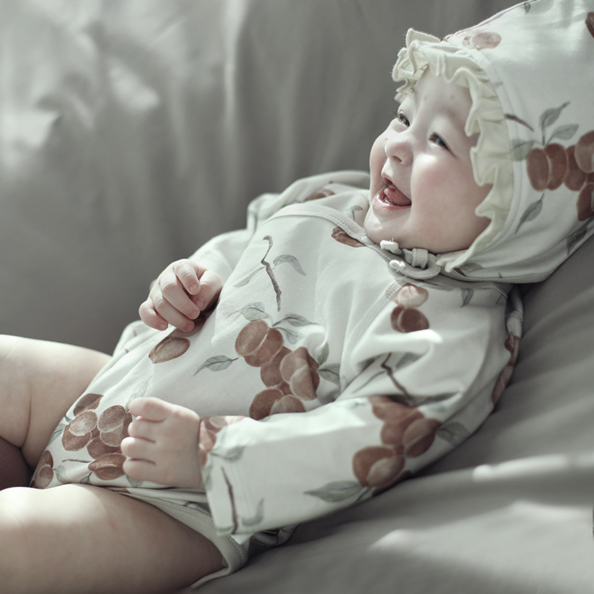 女宝宝包屁衣春秋季纯棉ins风四季连体衣